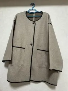 ベージュ パイピングコート Mサイズ