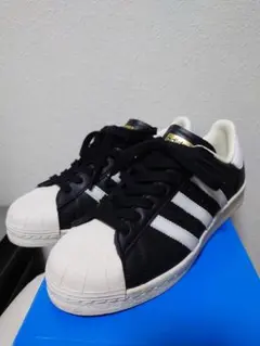adidas Superstar 82 ブラック 26cm 中古 IE4195