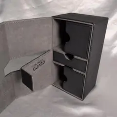Ultimate Guard Twin Flip-Tray ブラック