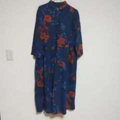 花柄ネイビー長袖シャツワンピース　ゆったり　3L