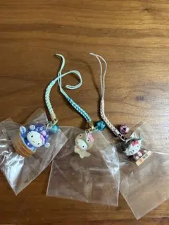 Hello Kitty キティご当地ストラップ 3個セット 大分 長崎 九州 - メルカリ