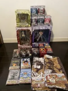 ワンピース　マリンフォード最終決戦編　一番くじ　シャンクス　ミホーク　ルフィ