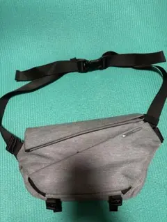 NIID Radiant Urban Sling R1 インディゴ - メルカリ
