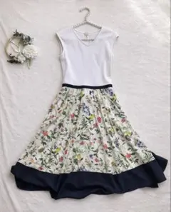 Rirandture 花柄ドッキングワンピース サイズ2 フレア 上品 春夏のサムネイル