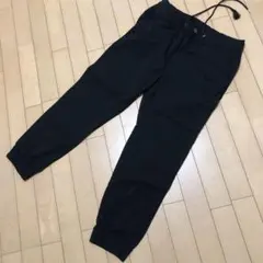 ブラックジョガーパンツ