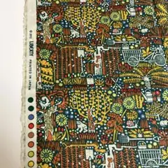 リバティ　生地幅×約50㎝　 2012年　動物、植物柄