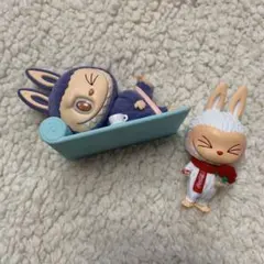 Labubu レイジーヨガ　本体のみ ウサギ 寝そべりフィギュア 紫色