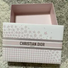 CHRISTIAN DIOR ギフトボックス ピンク