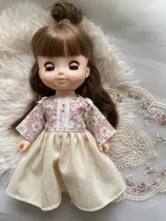 ソランちゃん　メルちゃん　服　切り替えワンピース　リバティ生地　女の子プレゼント