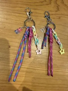 ジャラジャラ　パラコード　キーホルダー　チャーム　目印チャーム