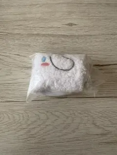 サンリオ ガチャガチャ シナモンロール もふもふポーシェット