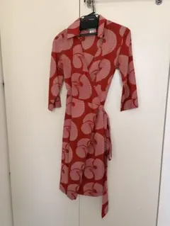 DIANE von FURSTENBERG 赤い長袖ワンピース