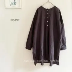 HEAVENLY コットンリネンハーフボタンチュニック　チャコール2022