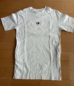 TOMMY JEANS 半袖 Tシャツ グレー Mサイズのサムネイル