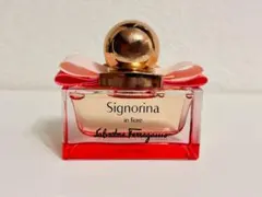 シニョリーナインフィオーレ Salvatore Ferragamo香水30ml