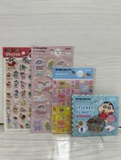 クレヨンしんちゃん シールセット 4種類　新品未開封　セリアシール