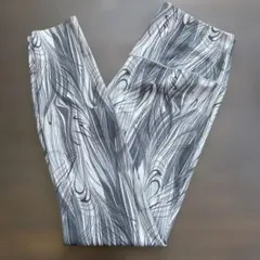 tutuanna ヨガパンツ グレーのサムネイル