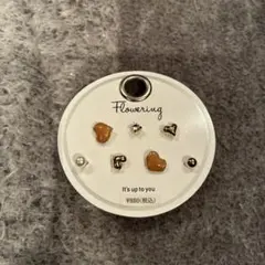 Flowering ピアスセット 6個