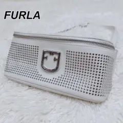 美品✨ FURLA フルラ スタッズ レザー チェーン ショルダーバッグ 白