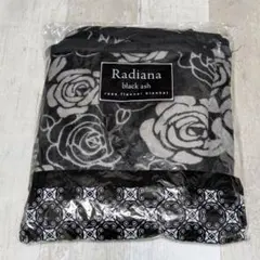 バラ柄 モノクロ ブランケット