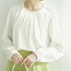 ROPÉ PICNIC 白からの解放/アシンメトリータックカラーブラウス