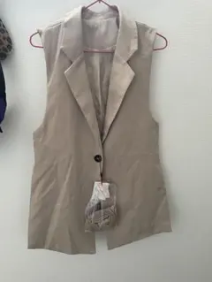 グレイル　ノースリーブ　ベスト　ジレ　ベルト付