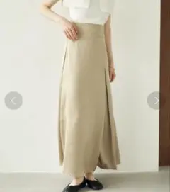 hinari サテンタックスカート