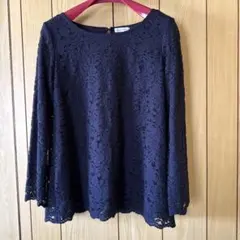 ネイビー レース 長袖 トップス　a.v.v
