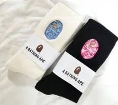 新品未使用　A BATHING APE 　エイプ　靴下 ソックス　刺繍黒白2足