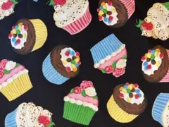 カップケーキ柄　ブラック　USAコットン