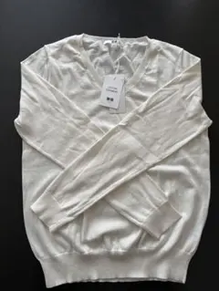 送料込み☆新品UNIQLO コットンカシミヤ Vネックセーター　L