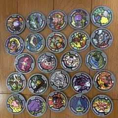 妖怪メダル　銀フレーム　まとめ売り　24枚セット　ズキュキュン太　キュン太郎　β