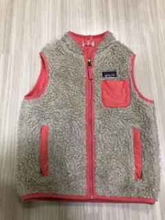 patagonia フリースベスト　4T ベージュ/ピンク