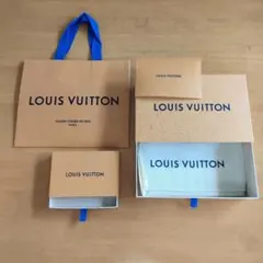 LOUIS VUITTON ショップ袋とボックス