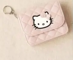 c*o様 LOWRYS FARM ハローキティ　キルティングカードケース　ピンク
