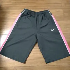 ナイキ　ジュニア用ハーフパンツ