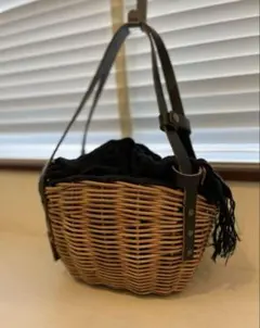 ［美品］エバゴス　カゴバッグのサムネイル