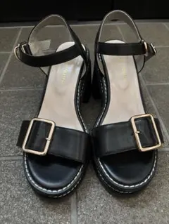 お値下げ中！オリエンタルトラフィック サンダル