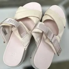 UGG クロスストラップ サンダル 8.5 USA