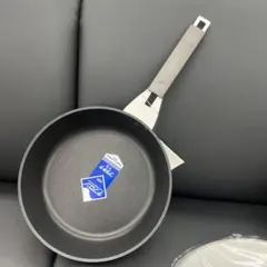Staub ストウブ スキレット 16cm ブラック シリアルナンバーあり