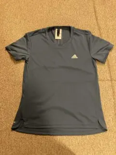 adidas ダークブルー トップス　レディース