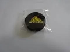 モンベル　バッジ