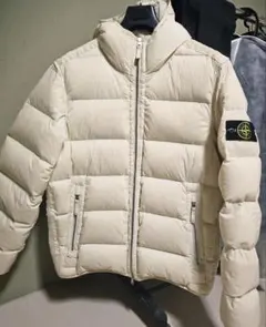 2026年最新】STONE ISLAND カラー：ホワイト系 ダウンジャケットの人気