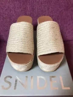 snidel サンダルのサムネイル