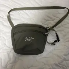 ARC'TERYX Mantis 2 ショルダーバッグのサムネイル