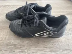 Umbro サッカーシューズ トレーニングシューズ　スパイク　19cm