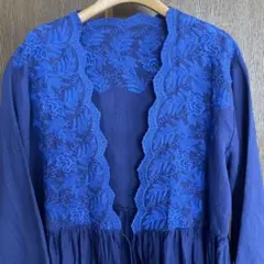 新品未使用　LUCA 青レース刺繍ロングカーディガンのサムネイル