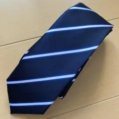 ネイビー系　ストライプネクタイ