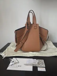 LOEWE ハンモック スモール バッグ タンのサムネイル