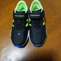 new balance スニーカー ブラック/ライム